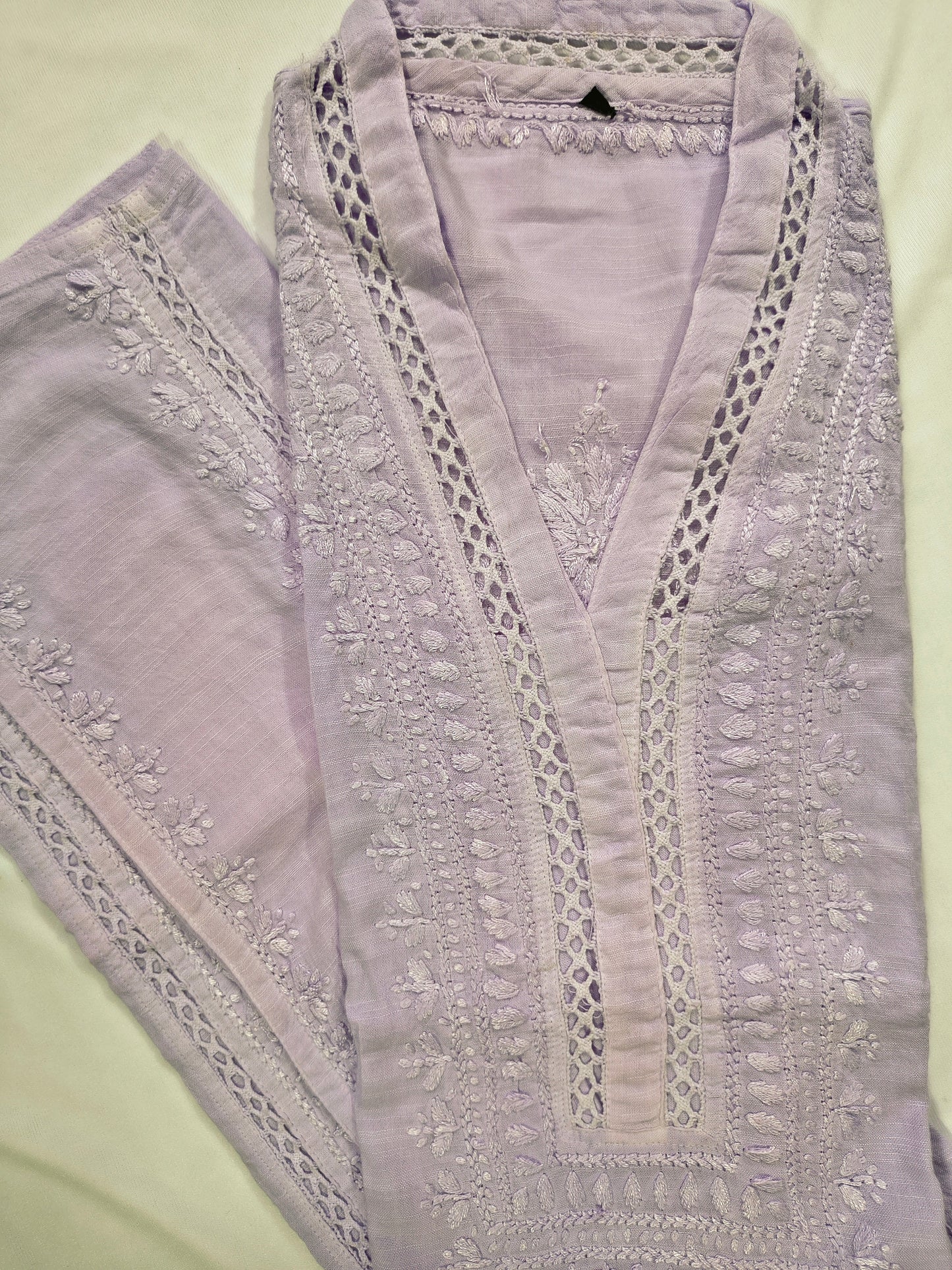 Linen Pastels Chikankari Laced Women's Long Kurta